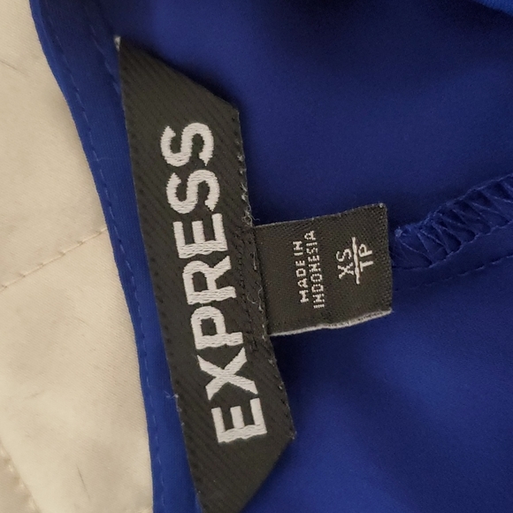 Express Top - Picture 2 of 5